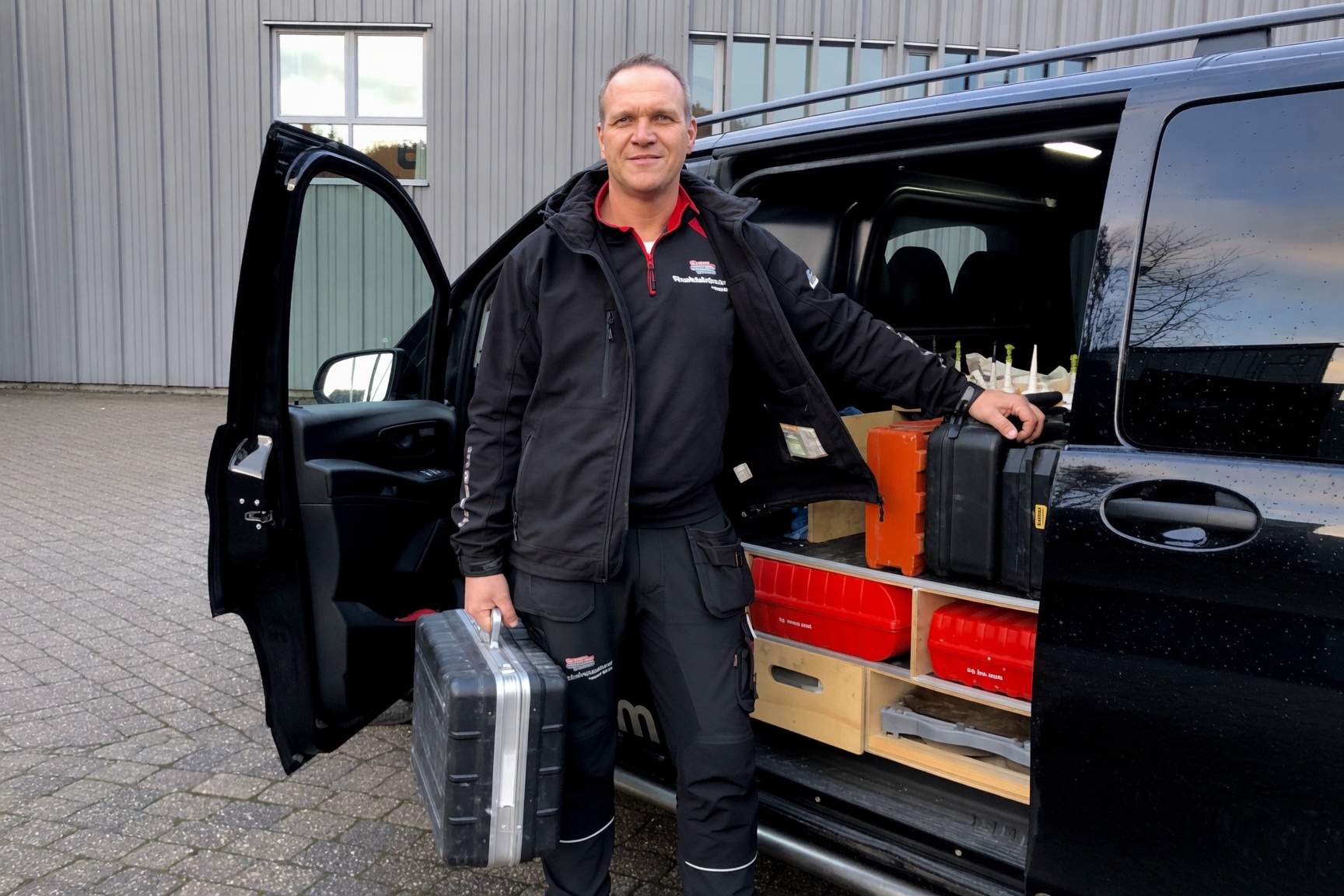 Varmekabelreparatørens varebil